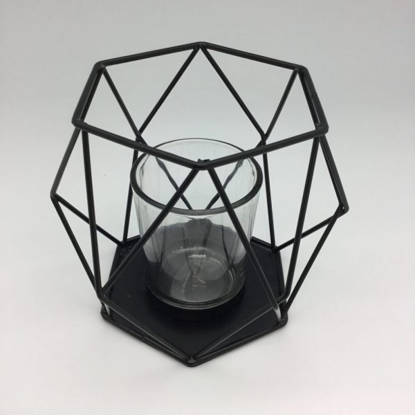 stylowy czarny świecznik wzór geometryczny lampion